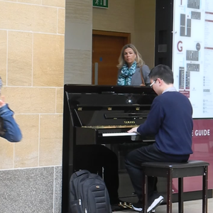 伽罗疯狂❌喷水自慰爽小说
